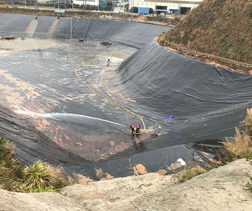 桃源废水池清理