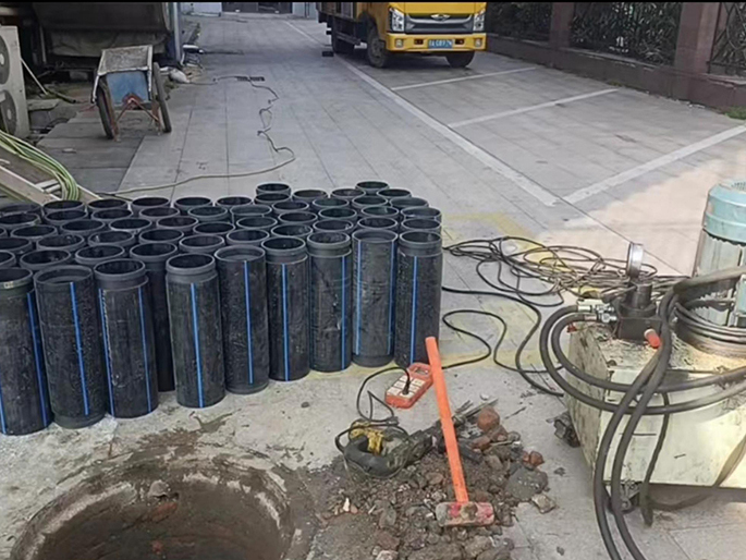 桃源PE置换管厂家 DN315置换管 非开挖管短管置换